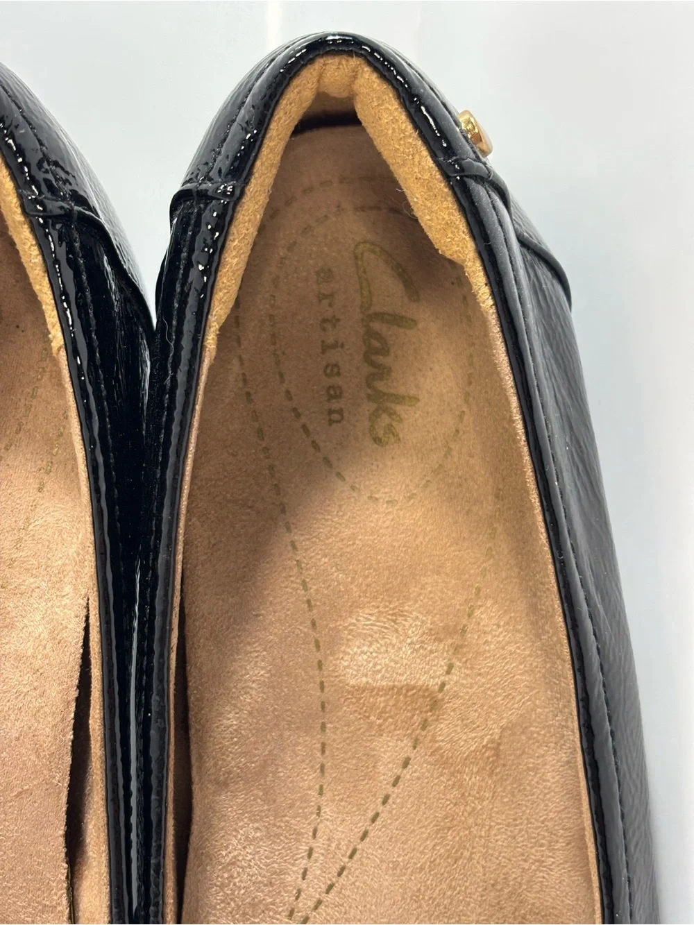 Clarks Artisan Women's 7 M Black Patent Tips Texture Square Toe Bow Ballet Flat